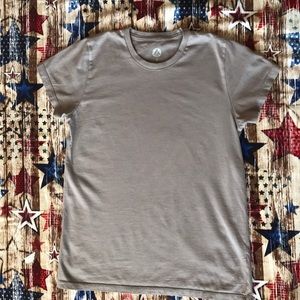 American Giant T-Shirt 💋